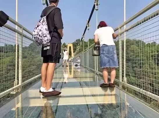 转发|重庆主城第一5D玻璃桥亮相巴南,门票优惠