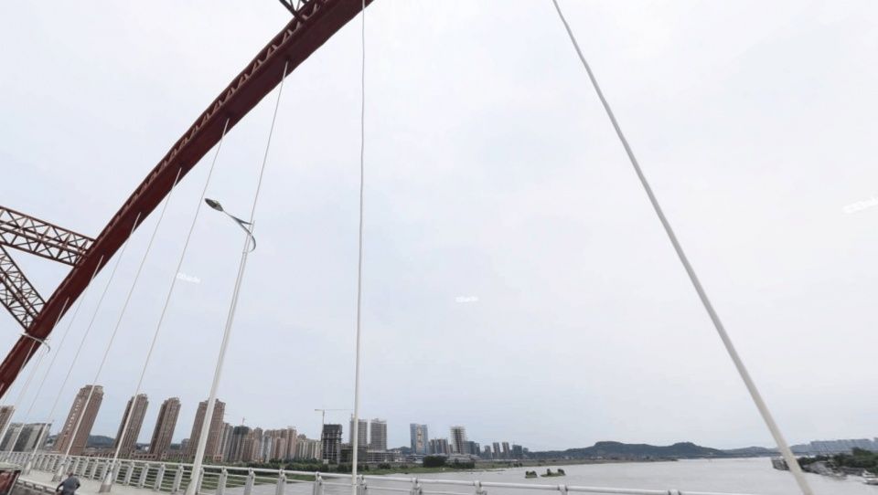 属成渝经济圈的成员,成渝却不带它玩,但是GDP