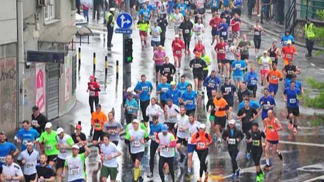 《放肆奔跑》20200426中塞友谊长青 同跑抗击疫情