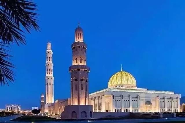 美国叫嚣:谁敢买伊朗石油?中国:我敢!俄罗斯