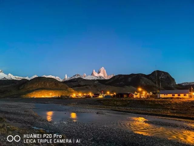 三倍光学变焦后依旧清晰 华为P20 Pro匹敌专业