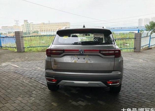 工厂实拍长安换代CS35, 钛灰色实车帅到掉渣