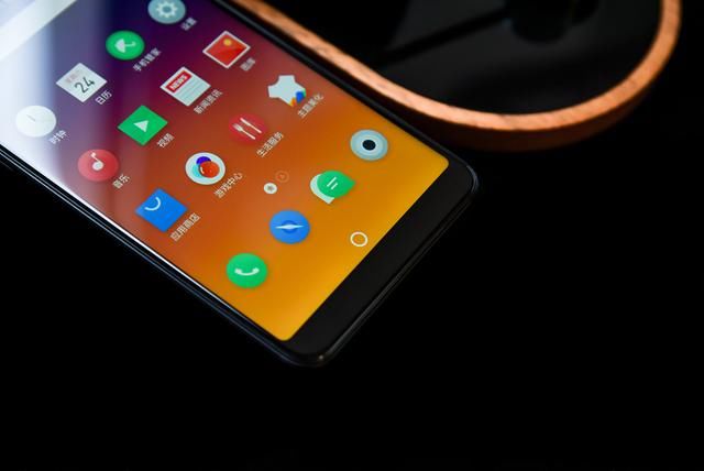 2000内无对手?李楠最后调教魅蓝E3碾压友商