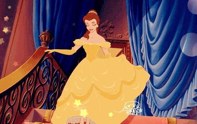 假如你去参加迪士尼舞会,这四件不同风格的公