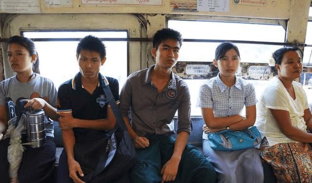 缅甸专家表示:中国是亚洲比较落后的国家,看看