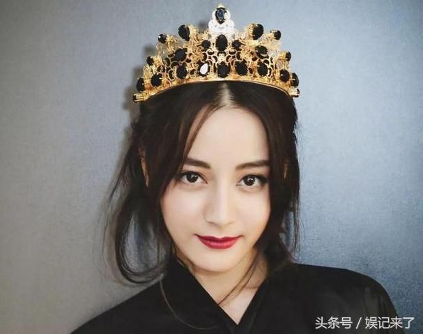 迪丽热巴颜值下降,走起杨幂的老路,网友:还我女