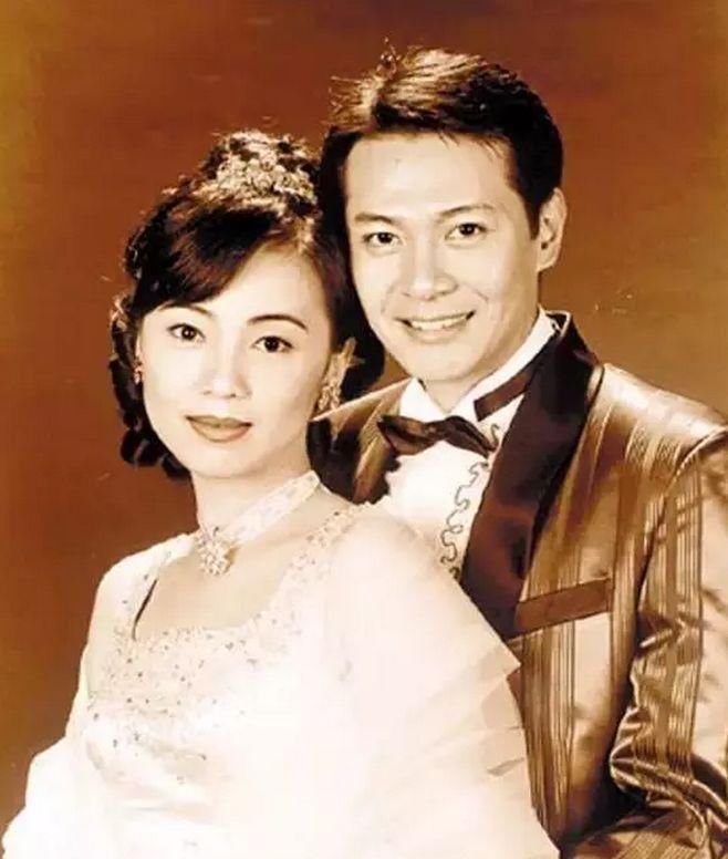 被骂软饭男还与原配联合手撕小三!