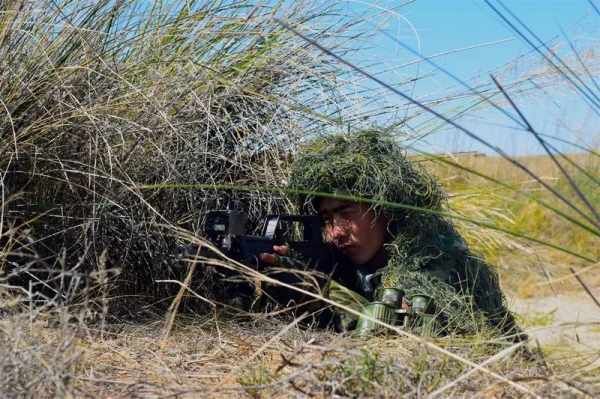 朱日和蓝军为何打出32胜1负 满广志旅长揭秘4