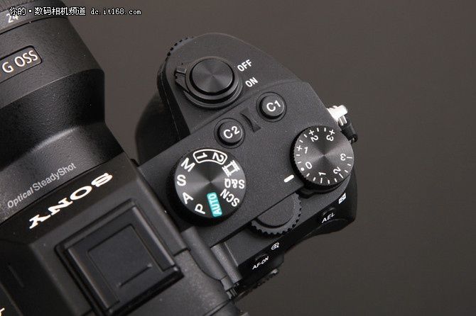 全画幅微单全面专业时代 索尼A7M3评测