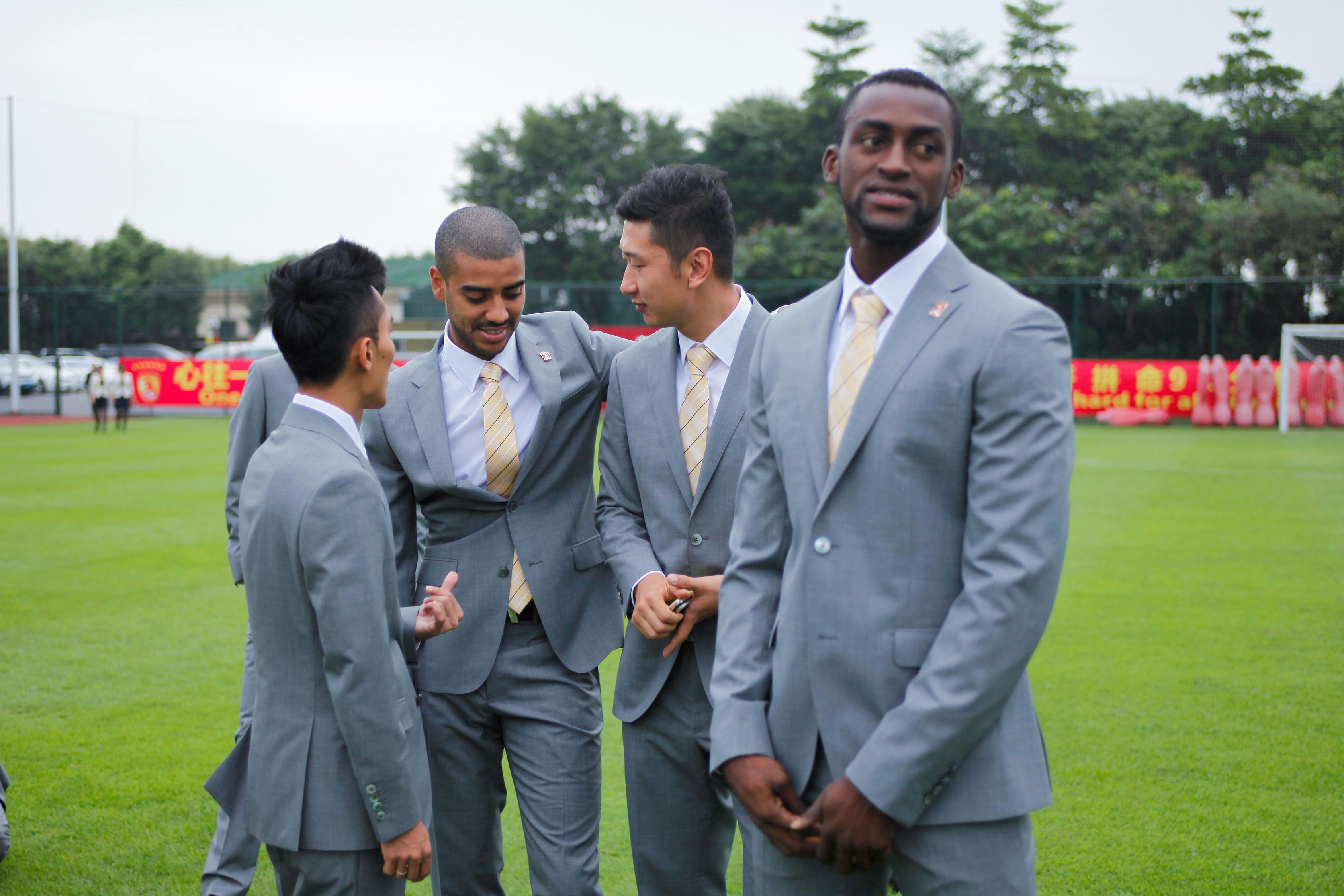 援离队!广州恒大甩掉沉重包袱!回头钱!墨西哥俱