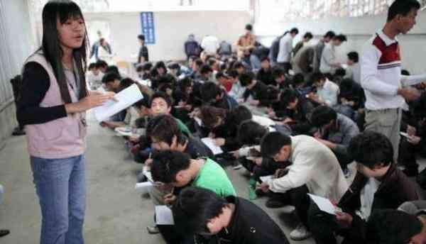 富士康保安工资怎么样?来听听工作3年女保安