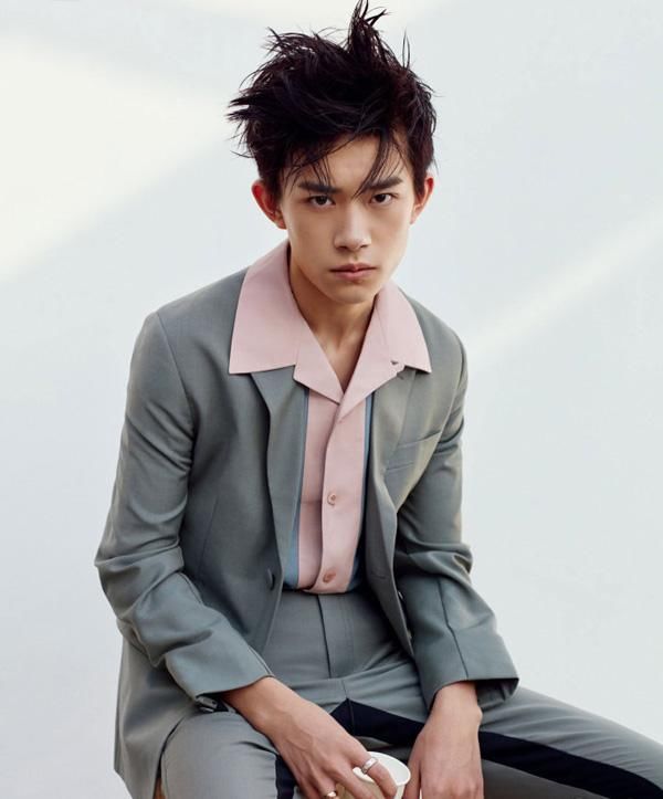 许魏洲脸比杉菜白3度,范爷用开塞露做嫩肤