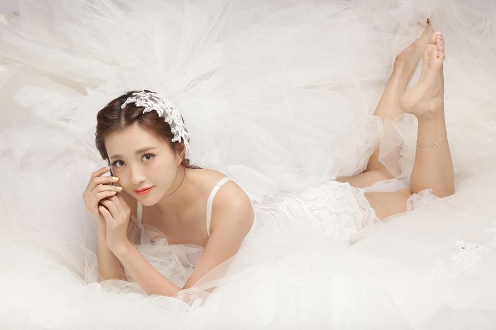 包文婧录节目出状况遭网友炮轰：无能妈妈