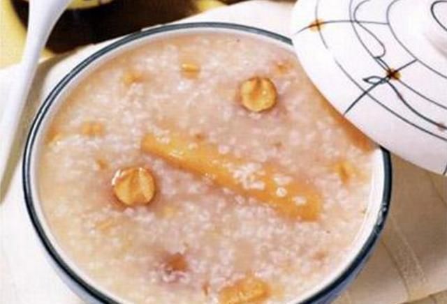 一两黄芪胜过10副药 专治胃疼胃胀 1吃1个好 胃