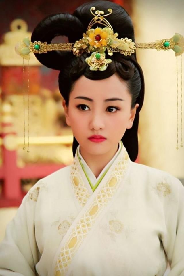 杨蓉身体存在严重缺陷,导致被剧组换角,网友:心