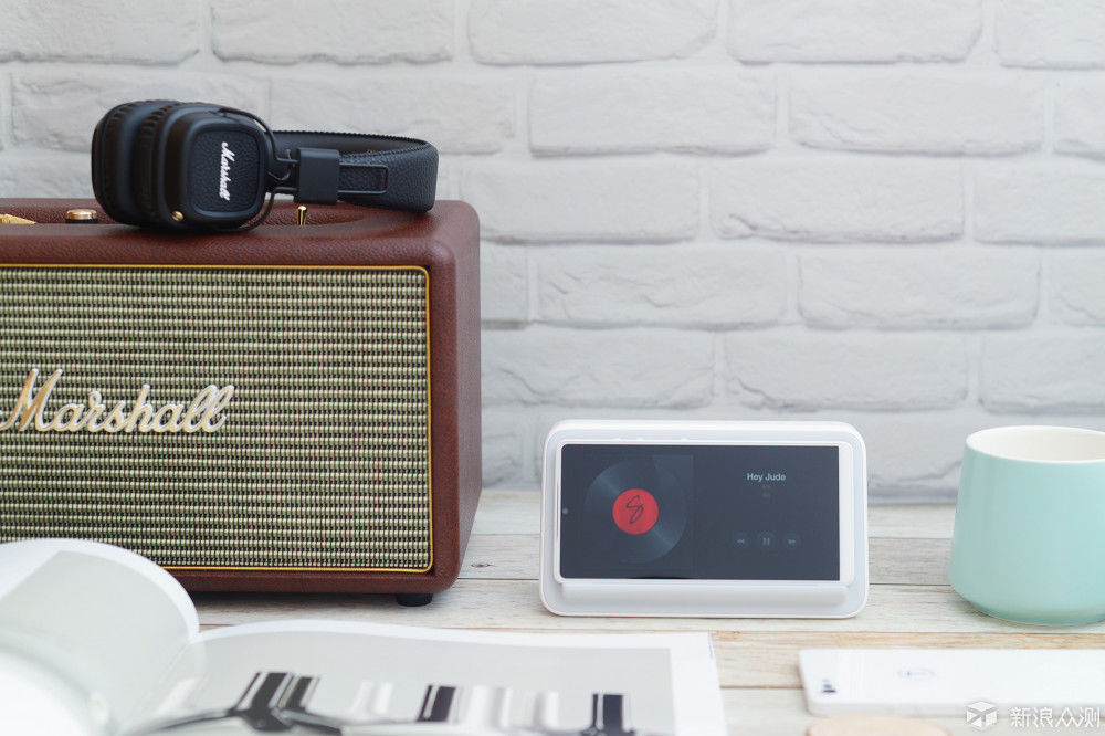 坚饼与闹钟:坚果无线充电器评测