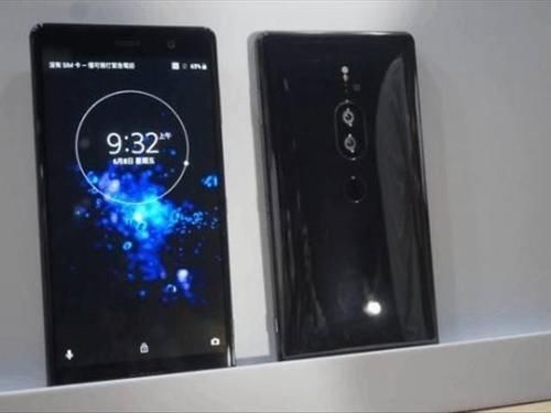 这手机真丑!SONY新机大改一贯风格!小编都看