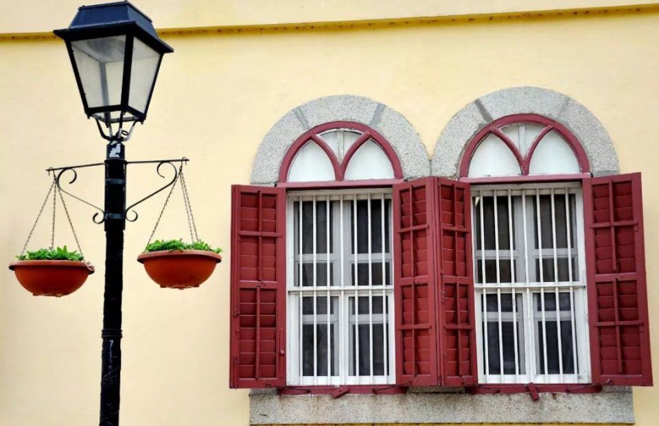 港珠澳大桥开通在望,亮灯夜景惊艳全国 | 附港澳