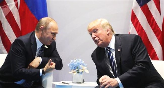 特朗普普京世纪大会晤 论中国 特朗普表情神态