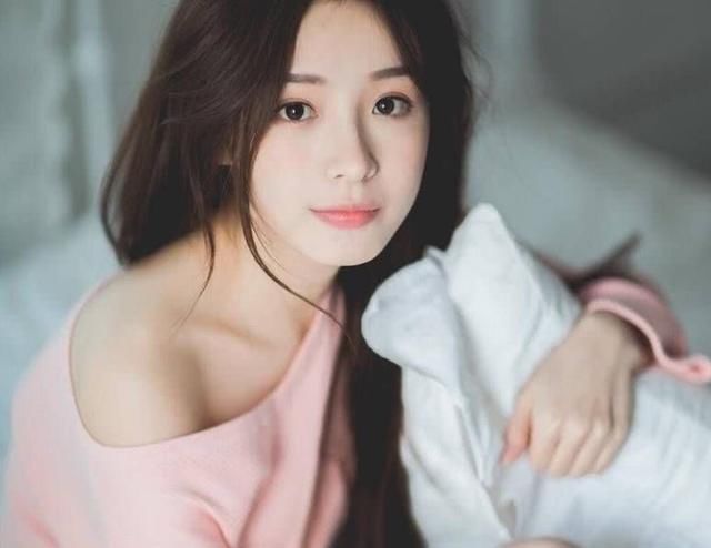 国服第一孙悟空回斗鱼,还带了亲朋好友,网友:外出当两年间谍?