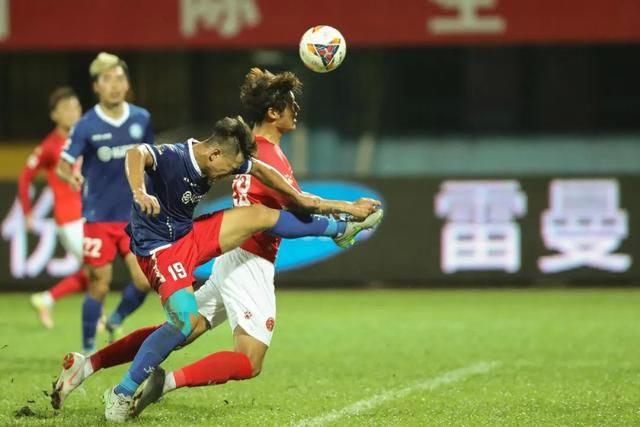 他才华横溢被誉为中国齐达内 如今效力中乙仍