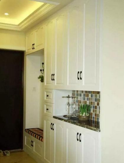 进门鞋柜装修案例,不仅漂亮还非常实用,简直人