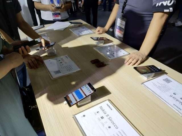 诺基亚亮相2018MWC上海,5G手机要来啦!