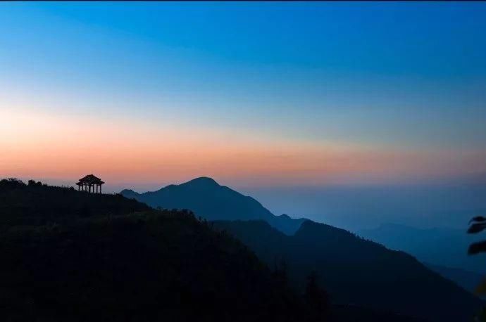 十首豪放诗词,尽显英雄气慨