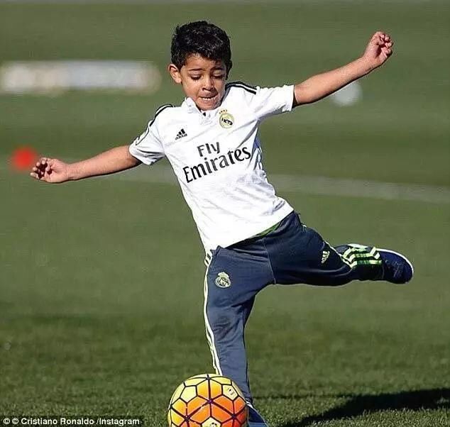 迷你罗开通社交账号追梅西?原来是黑客干的