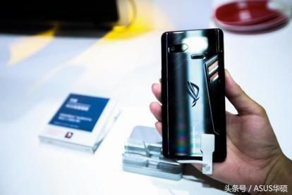 听说ROG PHONE出没,2018ChinaJoy你都错过