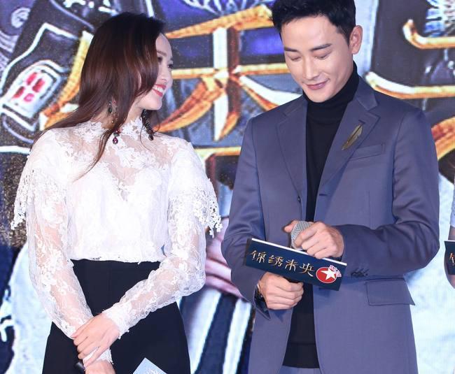 恋情要黄?罗晋发与郑爽结婚照,唐嫣采访被提到