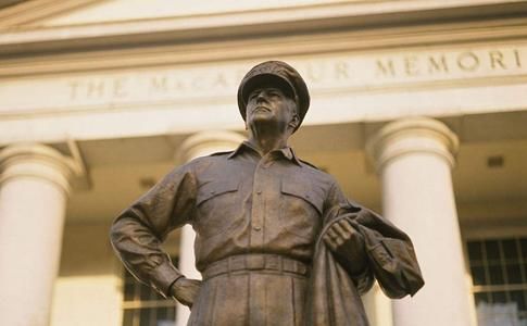 日本天皇可以领工资条吗?皇室成员能自由恋爱