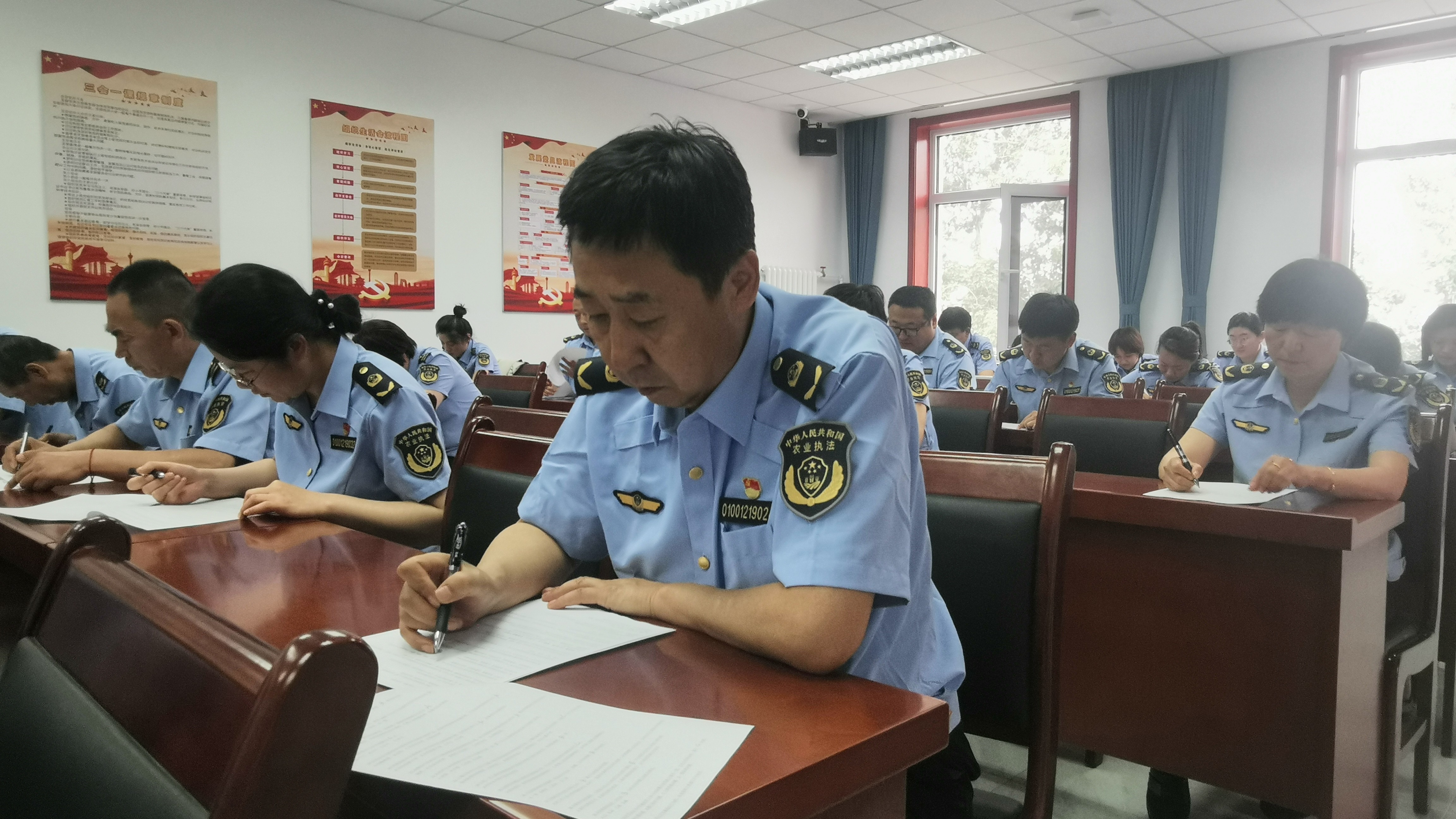 昌平区农业综合执法大队荣获“全国农业综合行政执法示范窗口”称号 昌平区农业综合执法大队荣获“全国农业综合行政执法示范窗口”称号