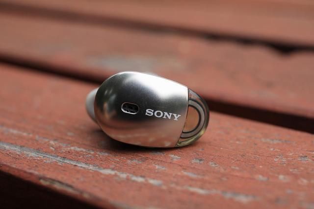 战苹果AirPods!体验索尼全无线耳塞降噪豆!