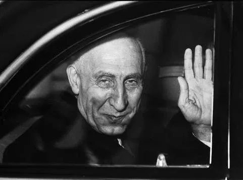 霸气回击!美国叫嚣:谁敢买伊朗石油?中国:我敢