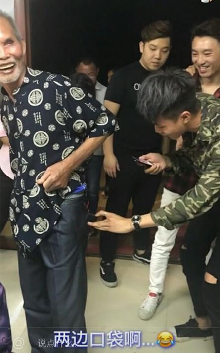 广西网红许华升爷爷85大寿,一众网红齐聚贺州