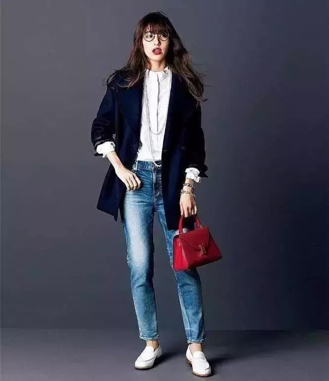 看了杨幂的《谈判官》,我只想把童薇的衣橱搬