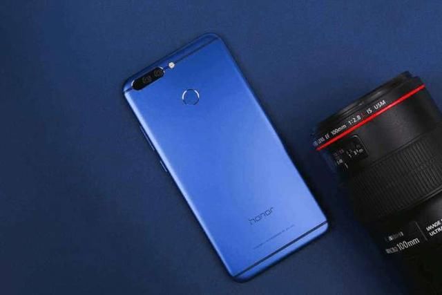 5.7英寸2K屏的荣耀V9价格再创新低 华为P20或