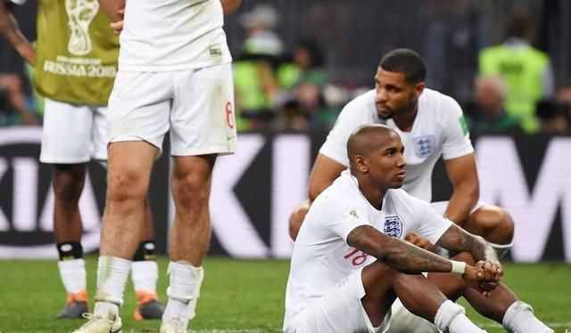 克罗地亚进球无效?球迷:没有裁判帮忙英格兰进