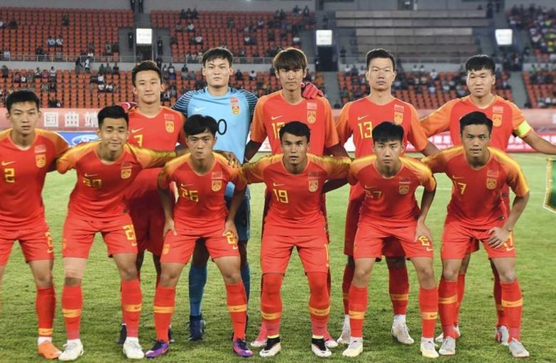 希丁克现场观战,U21国足1比0缅甸,贵州悍将受