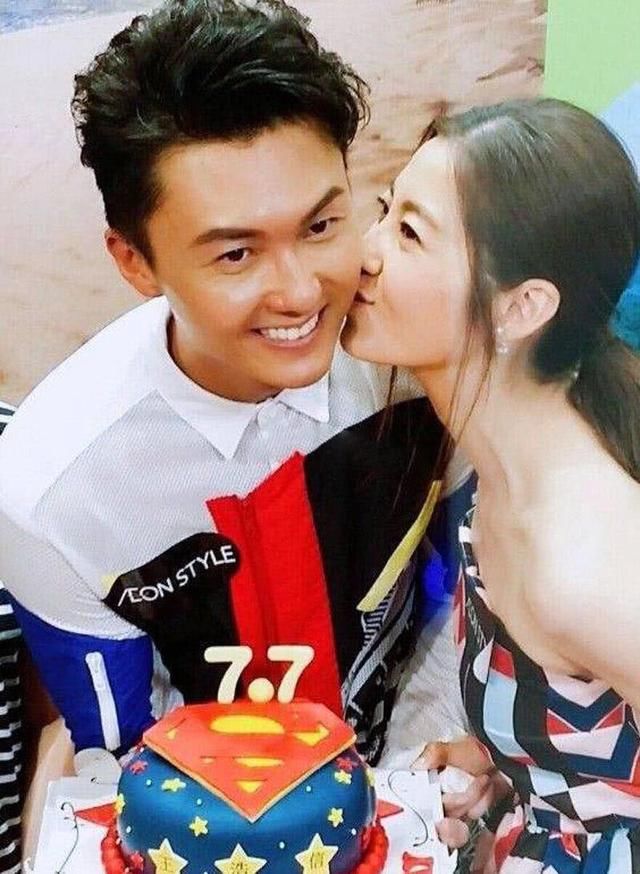 长得漂亮耐看,小2岁老公也是演员,如今7岁女儿的长相,不尽人意
