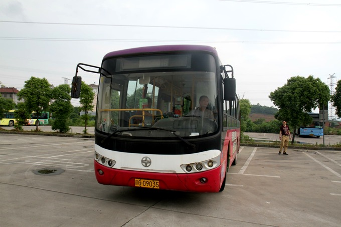 九江公交对违规驾驶员进行安全再培训