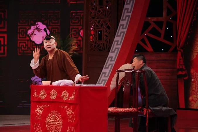 两个人一张嘴的曲艺形式,您见过吗?_北京时间