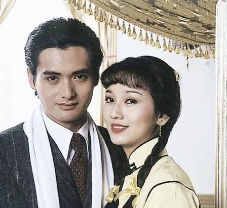 赵雅芝爆周润发照片,想你了,年轻的我们美丽帅