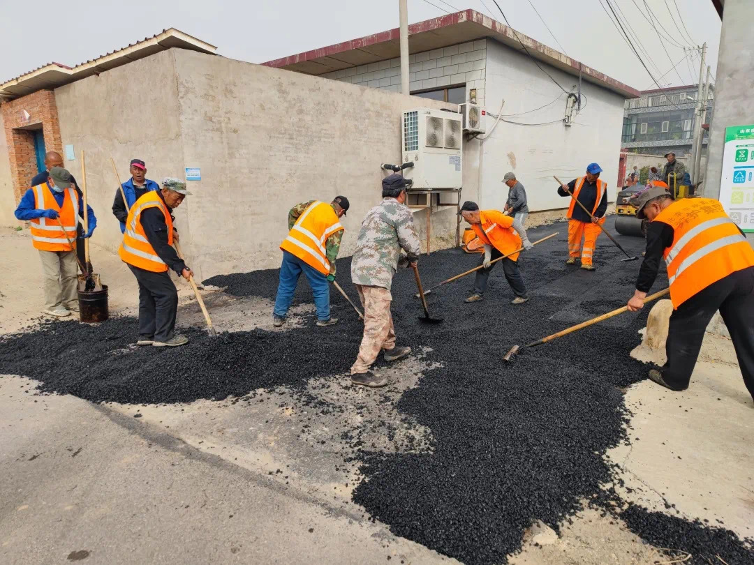 平谷这个村道路升级！把柏油路铺到每户家门口