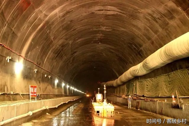 中铁五局成贵铁路老房子隧道提前两个月掘进至
