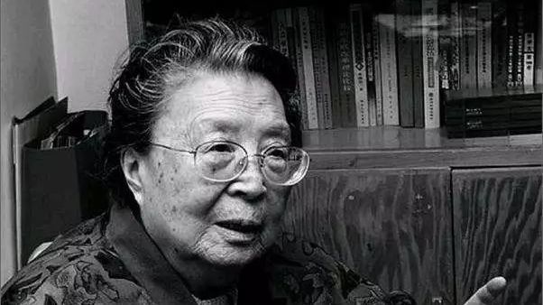 中纪委原书记李昌夫人冯兰瑞逝世，系我国著名经济学家