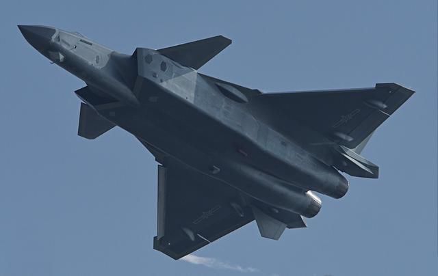 韩媒报道歼20服役后,来看看韩国网友的精彩评