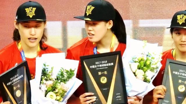 李盈莹进国家队披几号战袍引注目!原来这个也