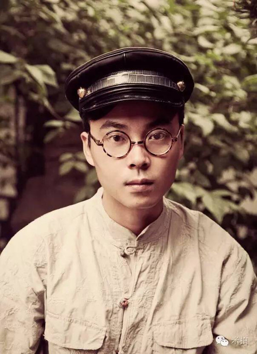 孙郡把这些明星拍成了中国画,邓超、孙俪、范